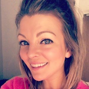 Meet your Posher, Adrienne